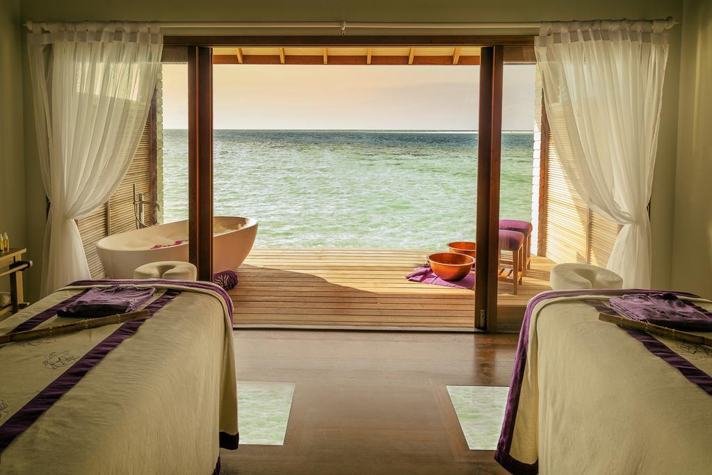 Hurawalhi Island Resort エクステリア 写真